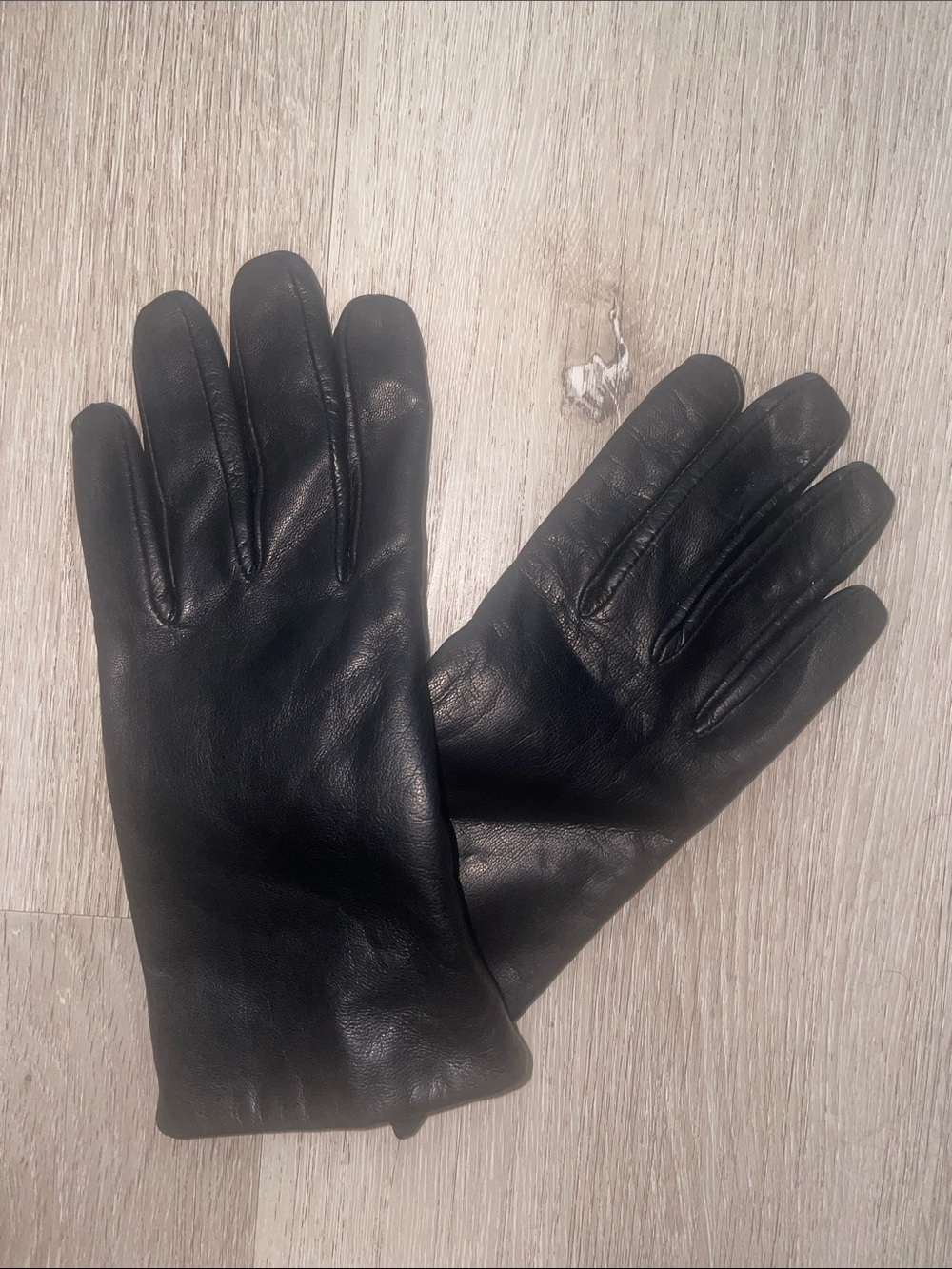 Women’s Black Genuine Leather Gloves – Size Small | Never Worn